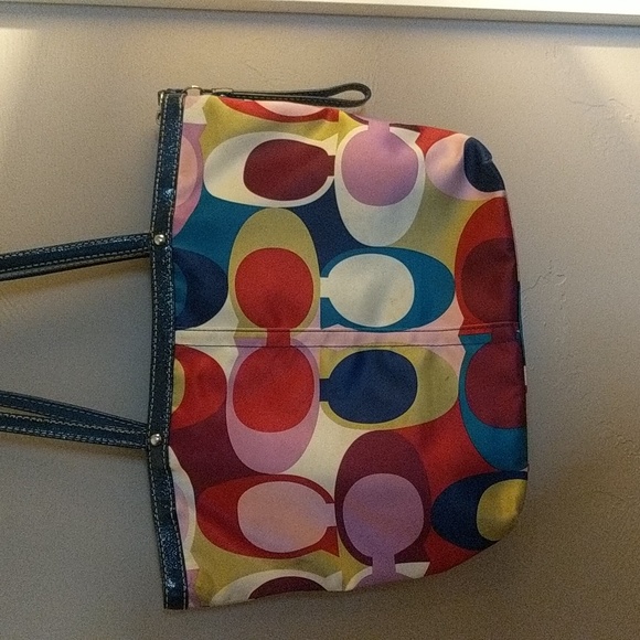 Coach tote shoulder bag - Picture 3 of 8